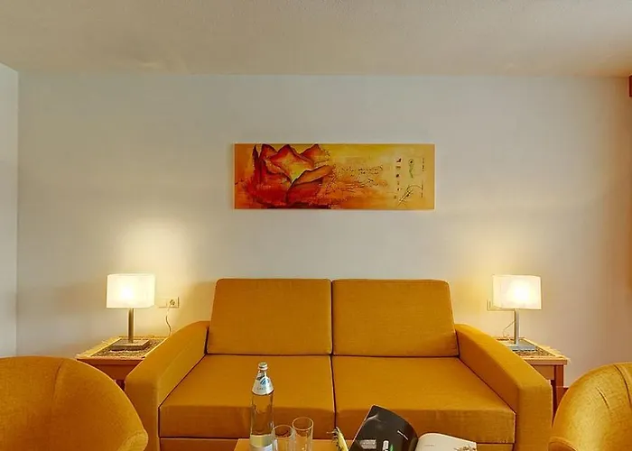 Hotel Bruno - In - Out 3*