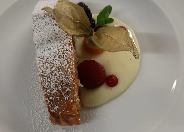 Bruno - In - Out Hotel 3*