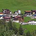 Hotel Bruno