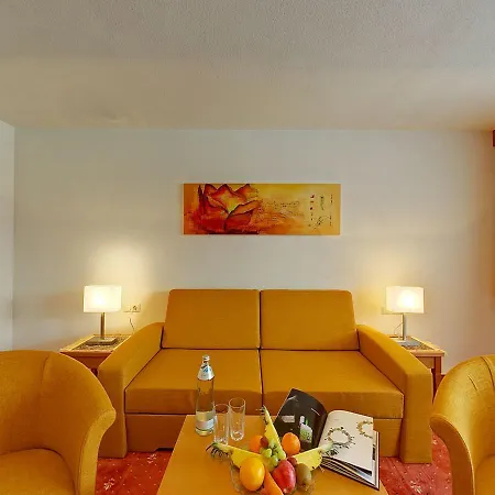 Ξενοδοχείο Bruno - In - Out 3*