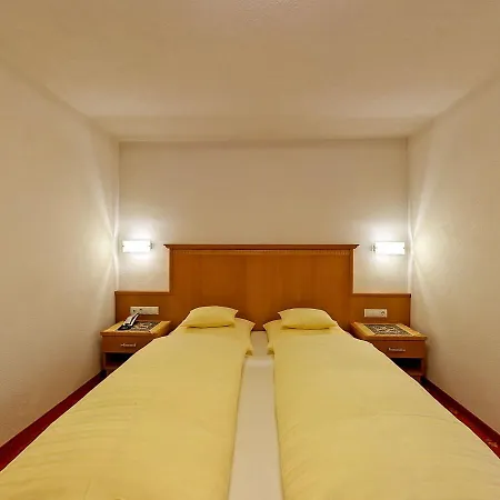 Bruno - In - Out Hotel Sölden