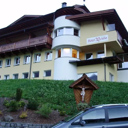 Bruno - In - Out 3* Ζόλντεν