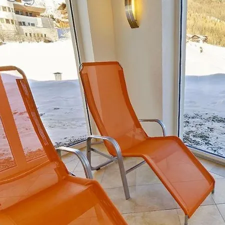 Hotel Bruno - In - Out