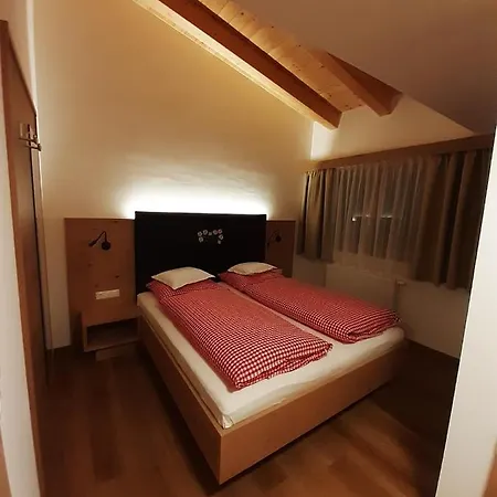 Bruno - In - Out Hotel 3*