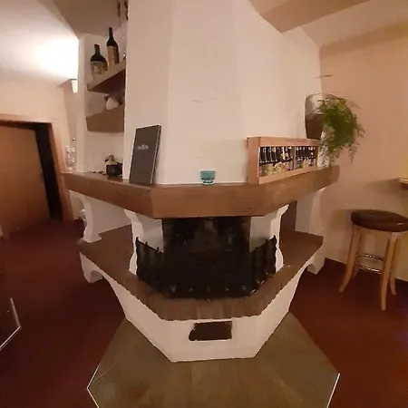 Hotel Bruno - In - Out