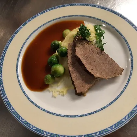 Bruno - In - Out Hotel